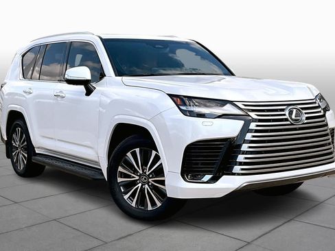 New 2026 Lexus LX 600 4WD w/ Premium Package image 3