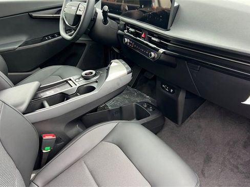 New 2025 Kia EV6 Light image 18