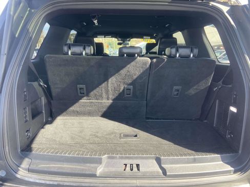 Used 2019 Ford Expedition XLT w/ Equipment Group 202A image 12