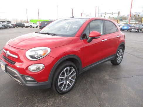 Used 2016 FIAT 500X Trekking Plus image 1