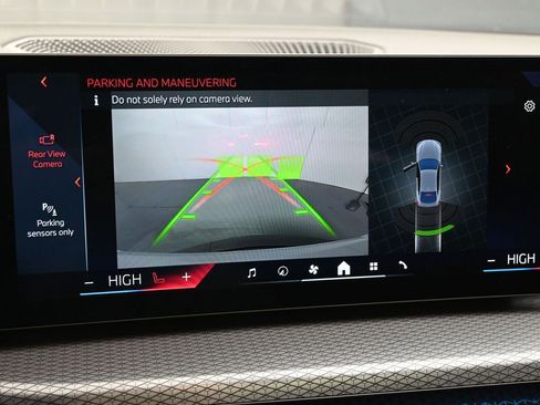 Used 2025 BMW i4 eDrive40 w/ M Sport Package image 15