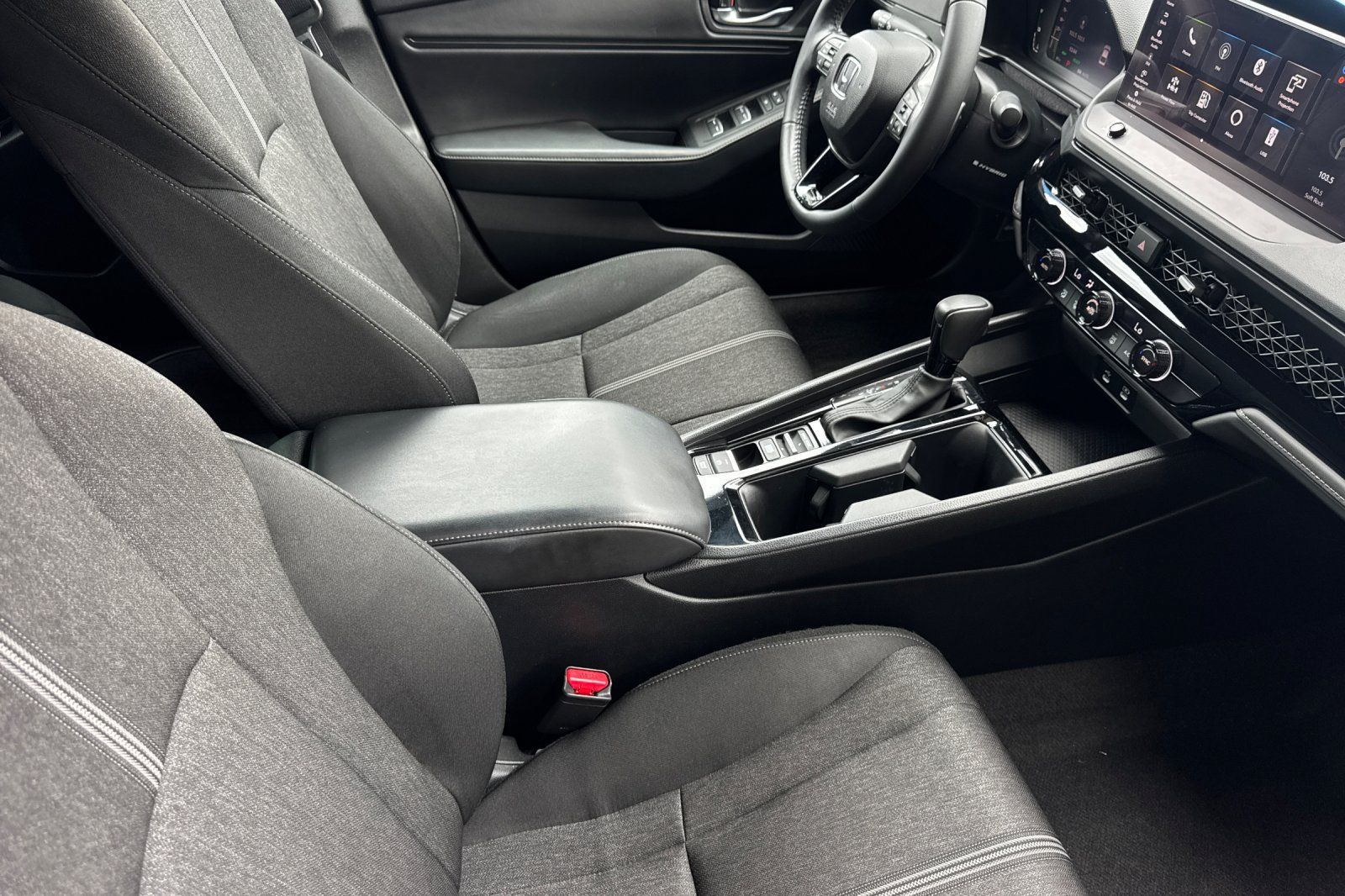 Used 2024 Honda Accord Sport image 15