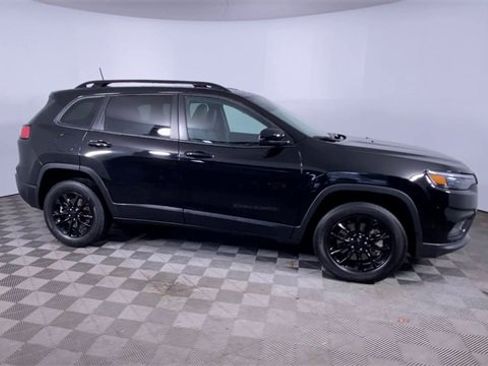 Used 2023 Jeep Cherokee Altitude Lux image 33