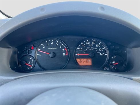 Used 2020 Nissan Frontier SV image 12