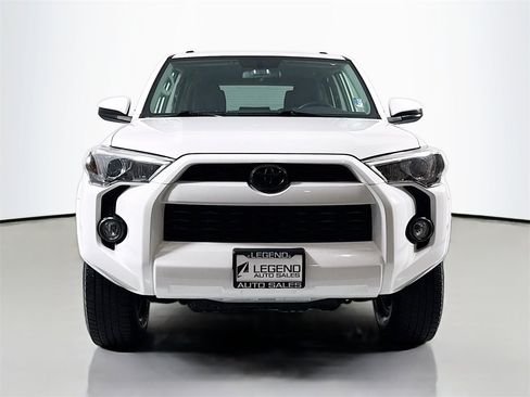 Used 2019 Toyota 4Runner SR5 image 2