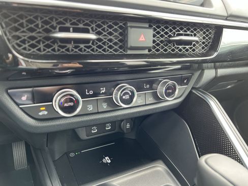 Certified 2025 Acura ADX FWD image 22