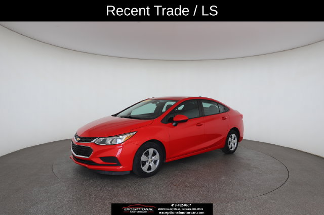 Used 2018 Chevrolet Cruze LS FWD image 3