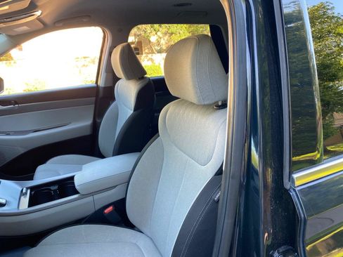 Used 2021 Hyundai Palisade SE FWD image 24