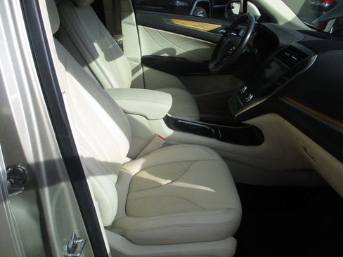 Used 2015 Lincoln MKC AWD w/ Equipment Group 101A Select image 31