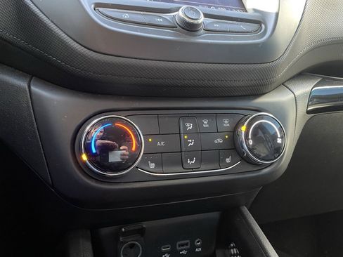 Used 2023 Chevrolet TrailBlazer LT image 18