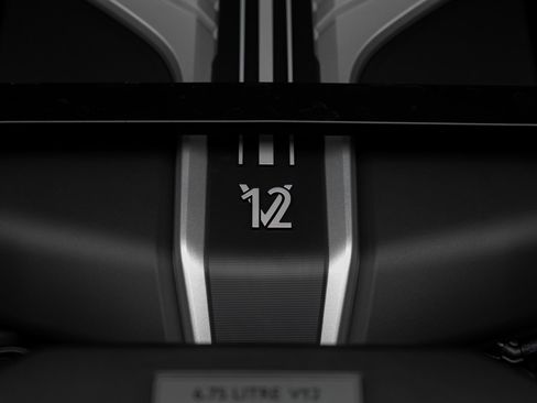 Used 2024 Rolls-Royce Cullinan w/ Cullinan Package AWD/4WD image 82