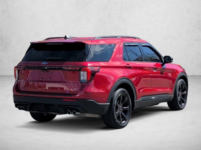 Used 2025 Ford Explorer ST AWD/4WD image 5