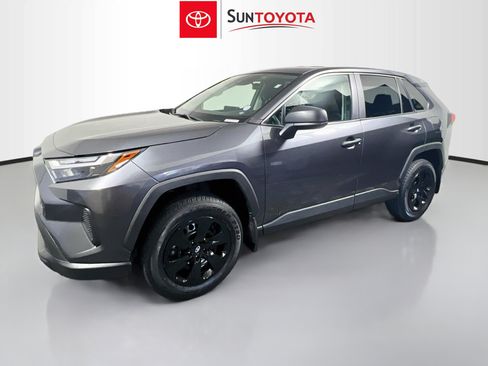 Used 2025 Toyota RAV4 LE FWD image 9