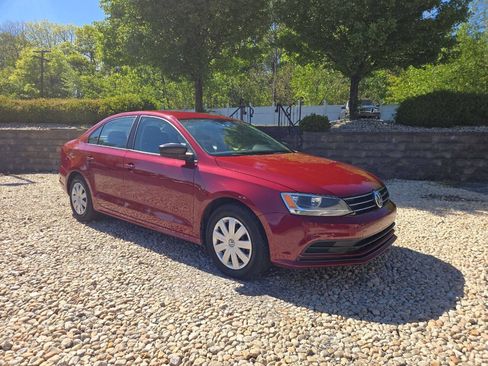 Used 2016 Volkswagen Jetta S FWD image 1
