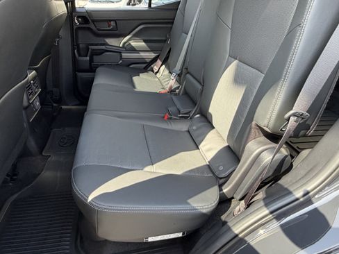 Used 2025 Toyota 4Runner TRD Sport Premium AWD/4WD image 35