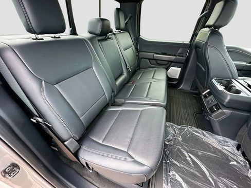 Used 2025 Ford F150 Lariat w/ Equipment Group 502A High AWD/4WD image 27