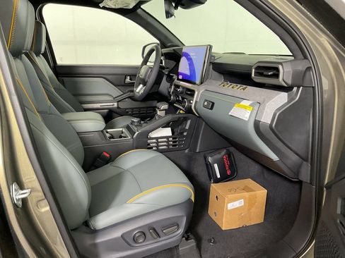 New 2026 Toyota Tacoma 4x4 Double Cab Hybrid w/ Tow Tech Package image 23