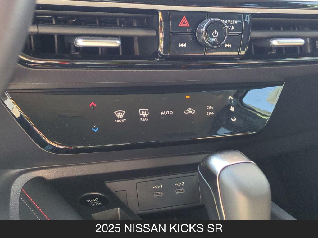 Used 2025 Nissan Kicks SR FWD image 22