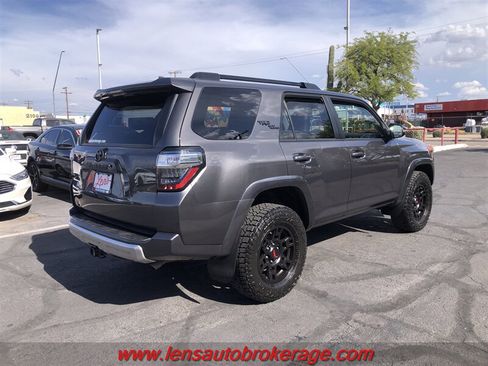 Used 2019 Toyota 4Runner TRD Off-Road Premium AWD/4WD image 10