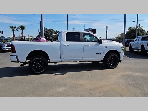New 2026 RAM 2500 Laramie w/ Night Edition AWD/4WD image 35