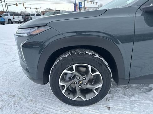 New 2026 Chevrolet Trax LT w/ Driver Confidence Package image 33