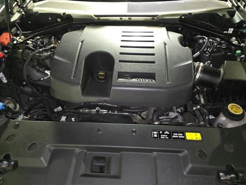 Used 2023 Land Rover Defender 110 X AWD/4WD image 29