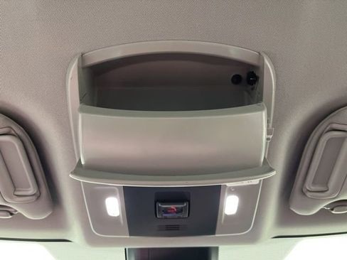 Used 2023 Toyota Camry SE image 38