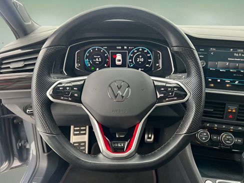 Used 2023 Volkswagen Jetta GLI Autobahn image 14
