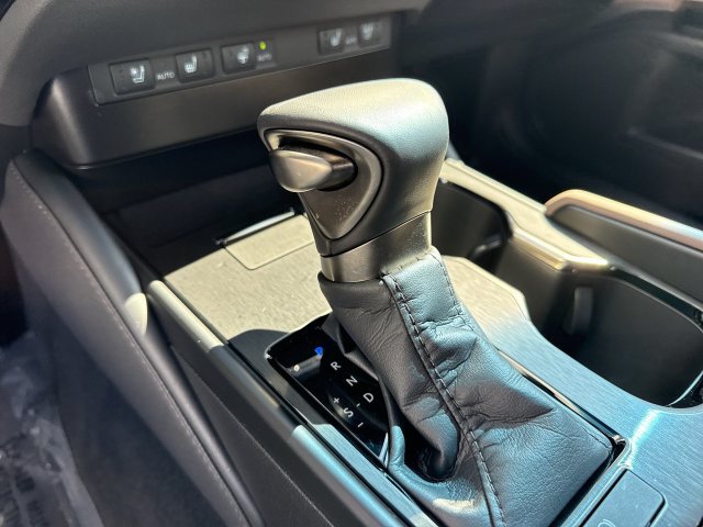 Certified 2025 Lexus ES 350 w/ Premium Package FWD image 20