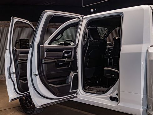 Used 2021 RAM 3500 Laramie w/ Night Edition AWD/4WD image 27