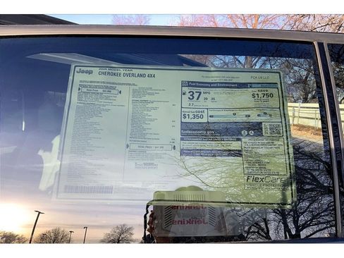 New 2026 Jeep Cherokee Overland w/ Trailer Tow Group image 15