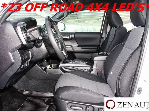 Used 2023 Toyota Tacoma TRD Off-Road image 30