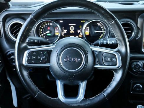 Used 2023 Jeep Wrangler Unlimited Sahara w/ Cold Weather Group image 26