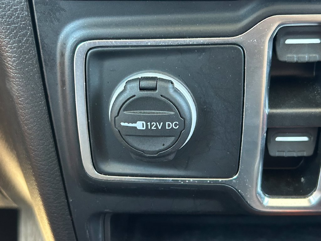 Used 2022 Jeep Gladiator Overland w/ Popular Equipment Package AWD/4WD image 28