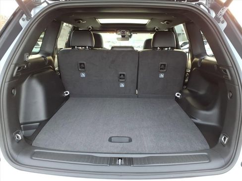 New 2025 Jeep Grand Cherokee Limited image 14