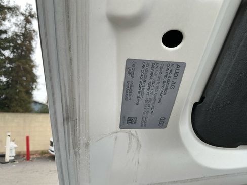 Used 2022 Audi S4 Premium Plus image 24