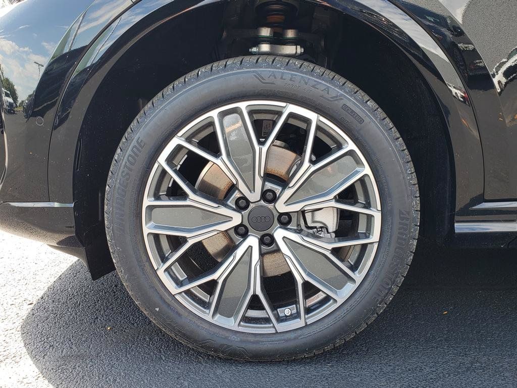 New 2026 Audi Q5 Premium Plus AWD/4WD image 12