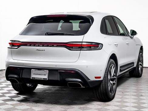 Used 2026 Porsche Macan AWD/4WD image 11