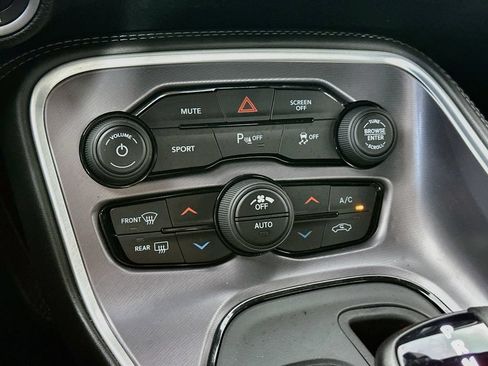 Used 2019 Dodge Challenger GT w/ Blacktop Package RWD image 18