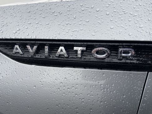 Used 2023 Lincoln Aviator Reserve w/ Equipment Group 201A AWD/4WD image 35