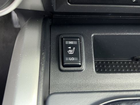 Used 2019 Nissan Titan PRO-4X w/ Pro-4x Convenience Package image 21