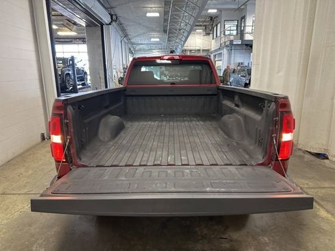 Used 2018 GMC Sierra 1500 SLE w/ SLE Preferred Package image 24