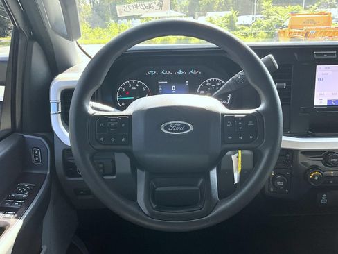 Used 2024 Ford F250 XL w/ STX Appearance Package AWD/4WD image 12