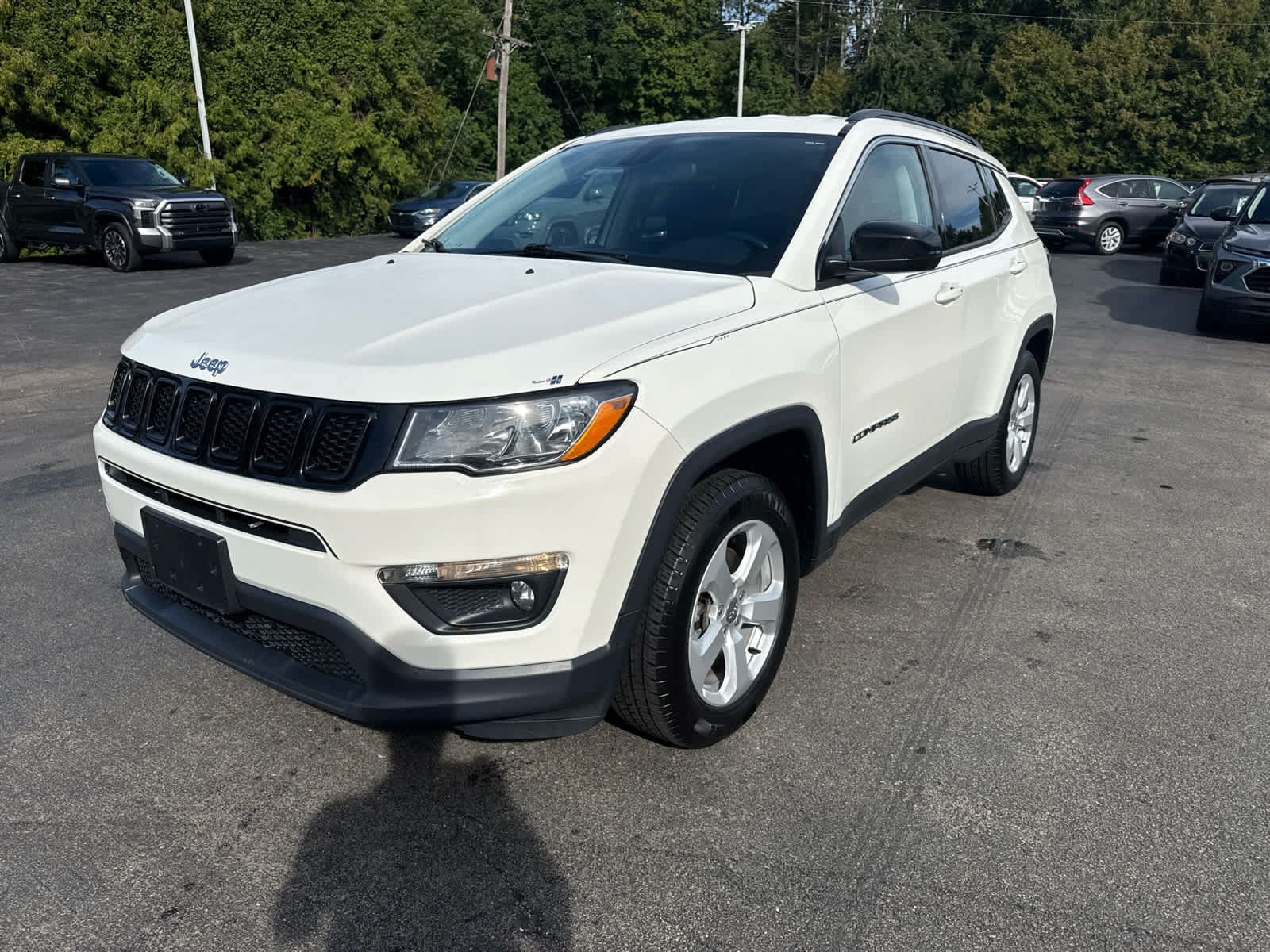 Used 2019 Jeep Compass Latitude w/ Popular Equipment Group AWD/4WD image 7