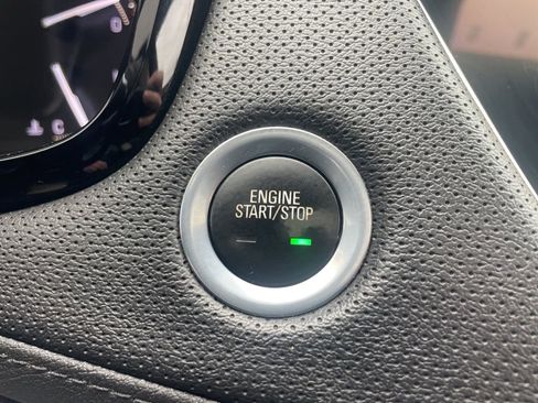 Used 2019 Cadillac XT5 Luxury AWD/4WD image 34