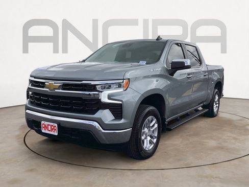 Used 2025 Chevrolet Silverado 1500 LT AWD/4WD image 9