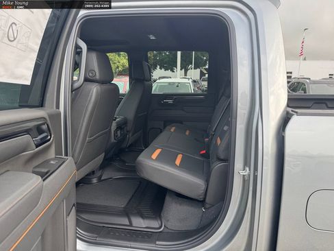 New 2026 GMC Sierra 2500 AT4 w/ AT4 Premium Plus Package AWD/4WD image 11