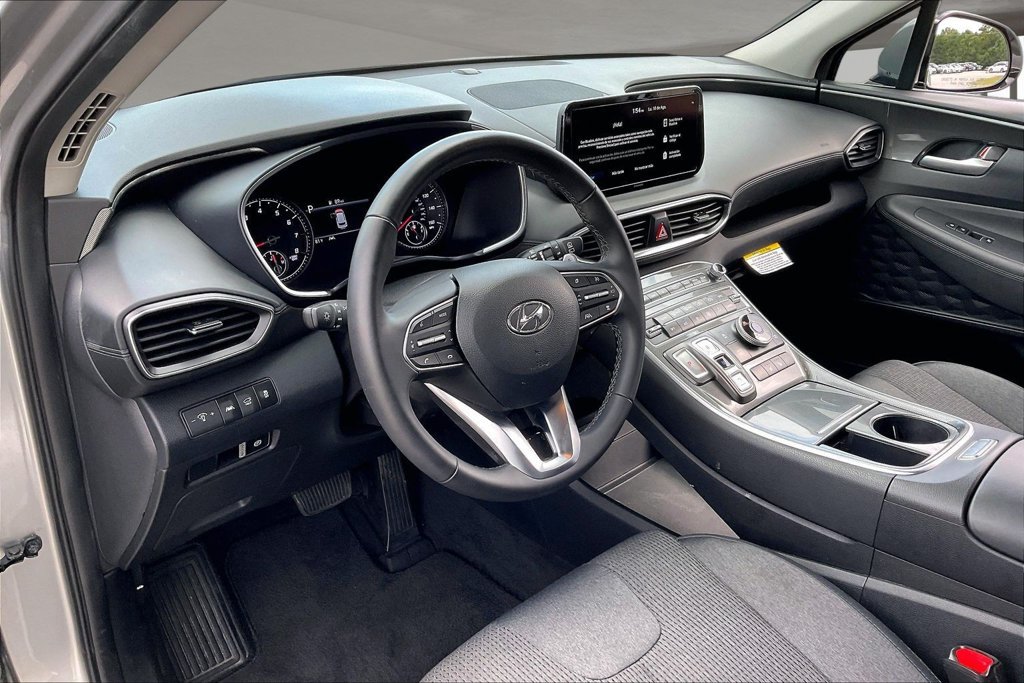 Used 2023 Hyundai Santa Fe SEL AWD/4WD image 16