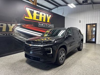 Used 2026 Chevrolet Traverse LT