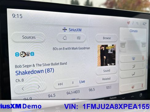 Used 2023 Ford Expedition Limited image 57